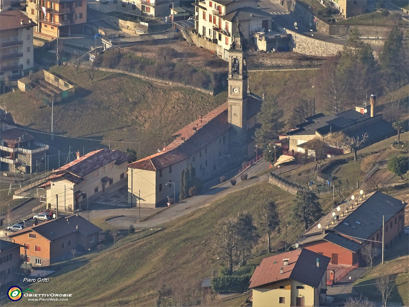 39 Zoom sulla chiesa di Santa Croce.JPG